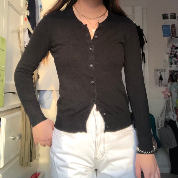 SOLD gap fitted black button up cardigan sweater - Picture 4 of 4